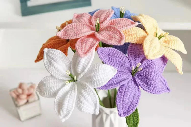 Crochet lily bouquet gift inspiration