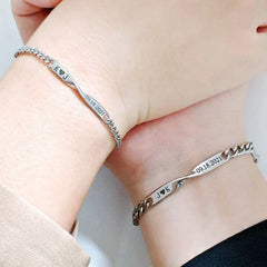 YSHomy Möbius Infinity Couple Bracelets with Personalized Text