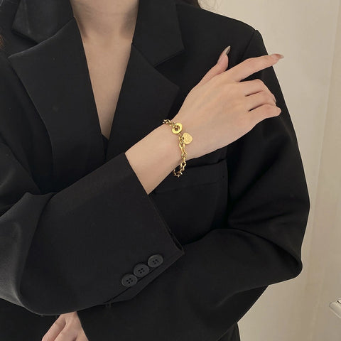 YSHomy Heart Pendant Bracelet with OT Buckle