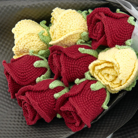 YSHomy Wrapped Crochet Flowers with Cup-Shaped Rose Bouquet in Black Wrapping