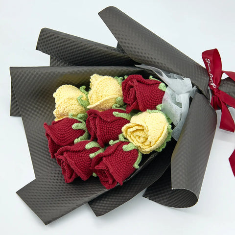 YSHomy Wrapped Crochet Flowers with Cup-Shaped Rose Bouquet in Black Wrapping