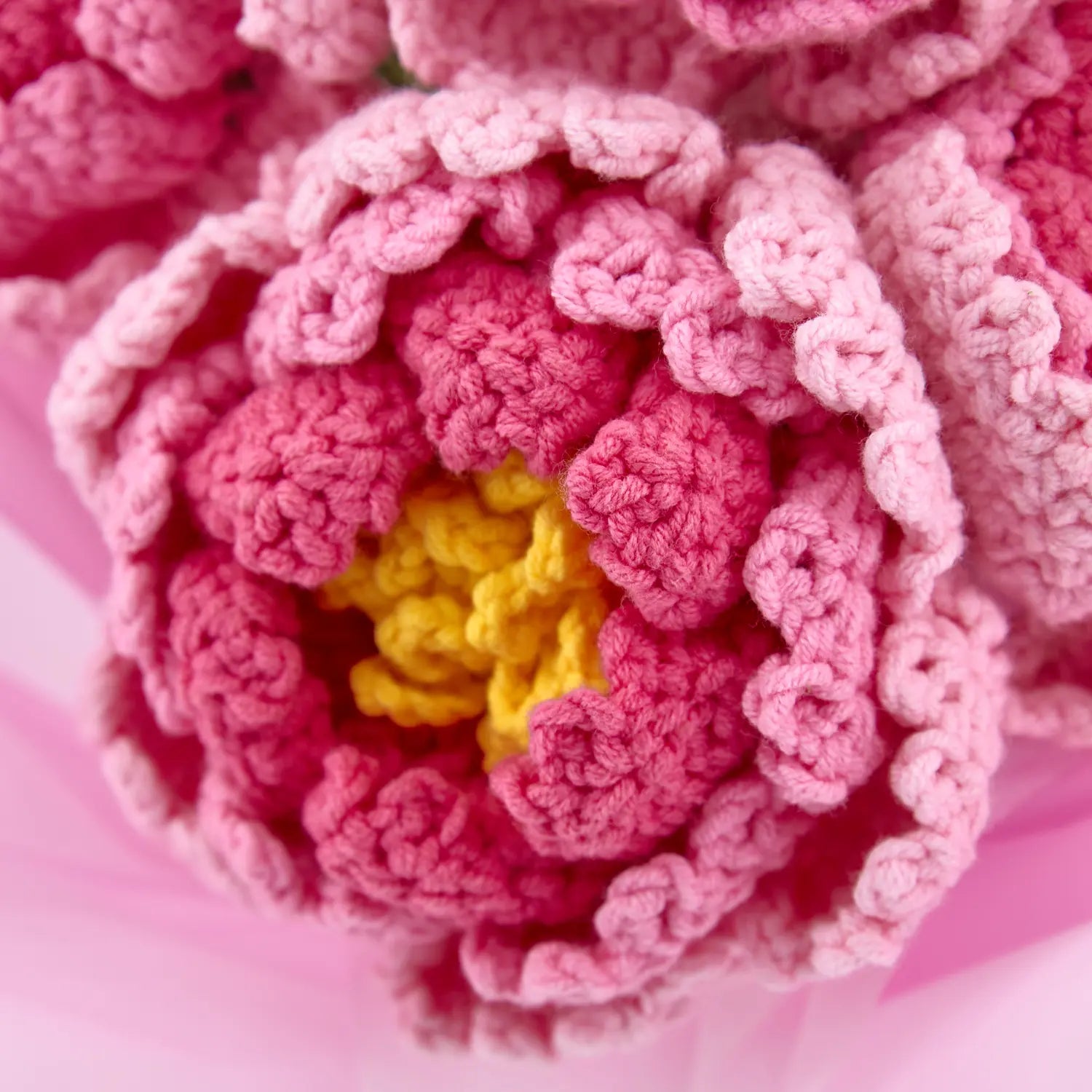 YSHomy Customized Crochet Flowers Bouquet with Peony