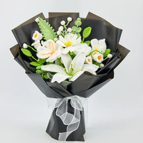 YSHomy White Crochet Flower Bouquet with Black Wrapping
