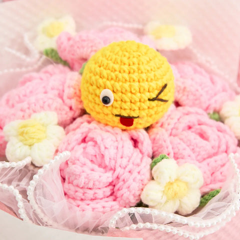 YSHomy Round Crochet Pink & White Emoji Bouquet with Rose