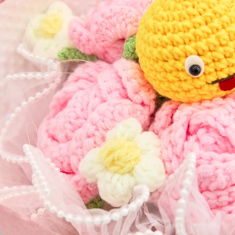 YSHomy Round Crochet Pink & White Emoji Bouquet with Rose