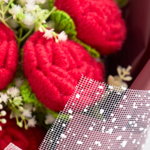 YSHomy Crochet Red Rose Bouquet