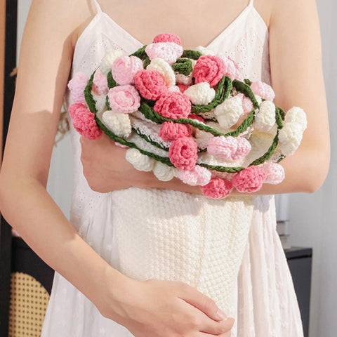 YSHomy White Crochet Flower Blanket-White to Pink Ombre Roses