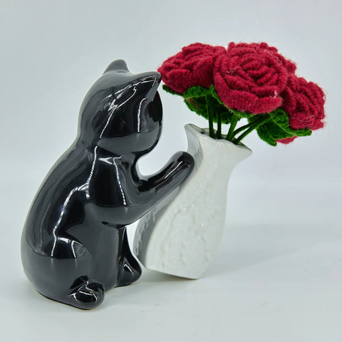 YSHomy Crochet 6 Red Roses with Cat Vase Set