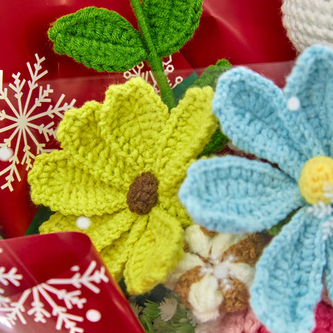 YSHomy Crochet Christmas Bouquet with Cinnamoroll