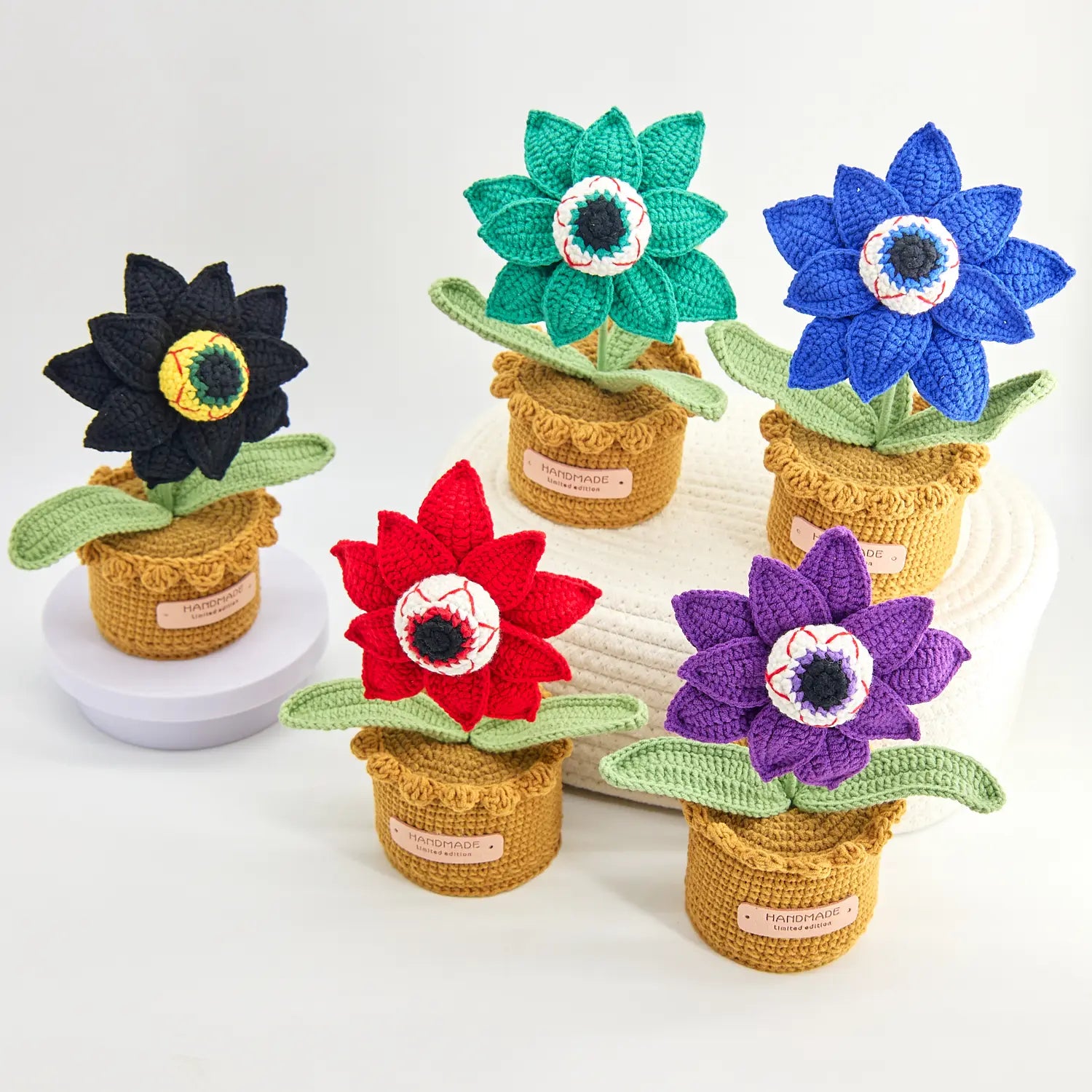 YSHomy Crochet Spooky Eyeball Potted Flower