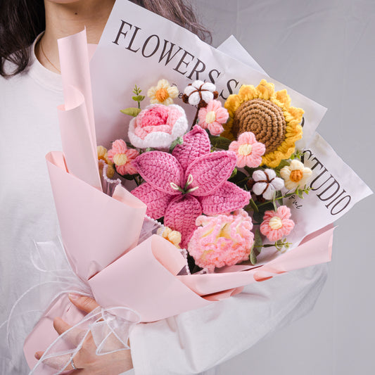 Serie Blossom: Mezcla de ramo de girasol, tulipán, rosa y clavel (rosa) 1500