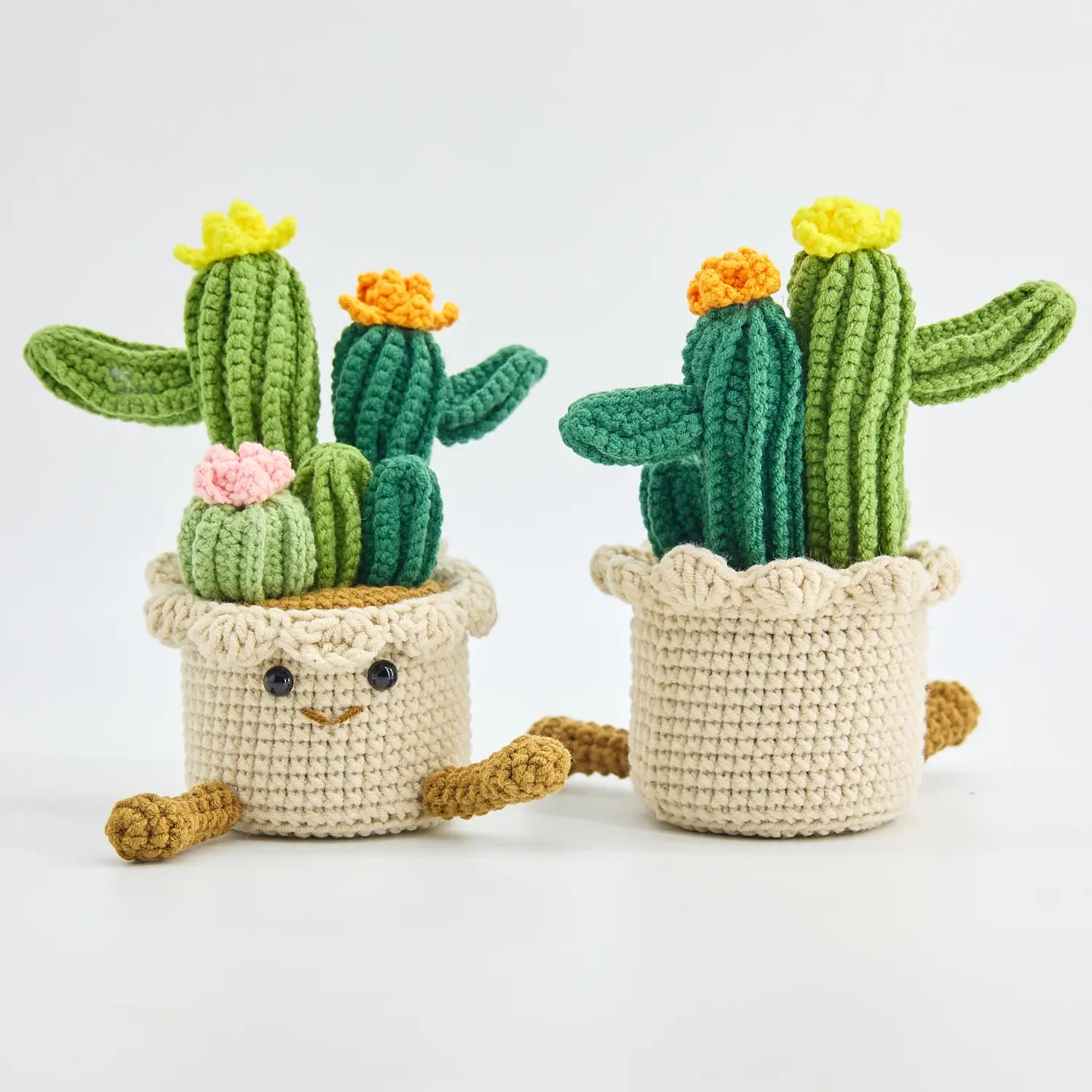 YSHomy Crochet Cactus Potted Plant