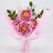 Crochet bouquet with peony as the centrepiece, with calla lily and daisy