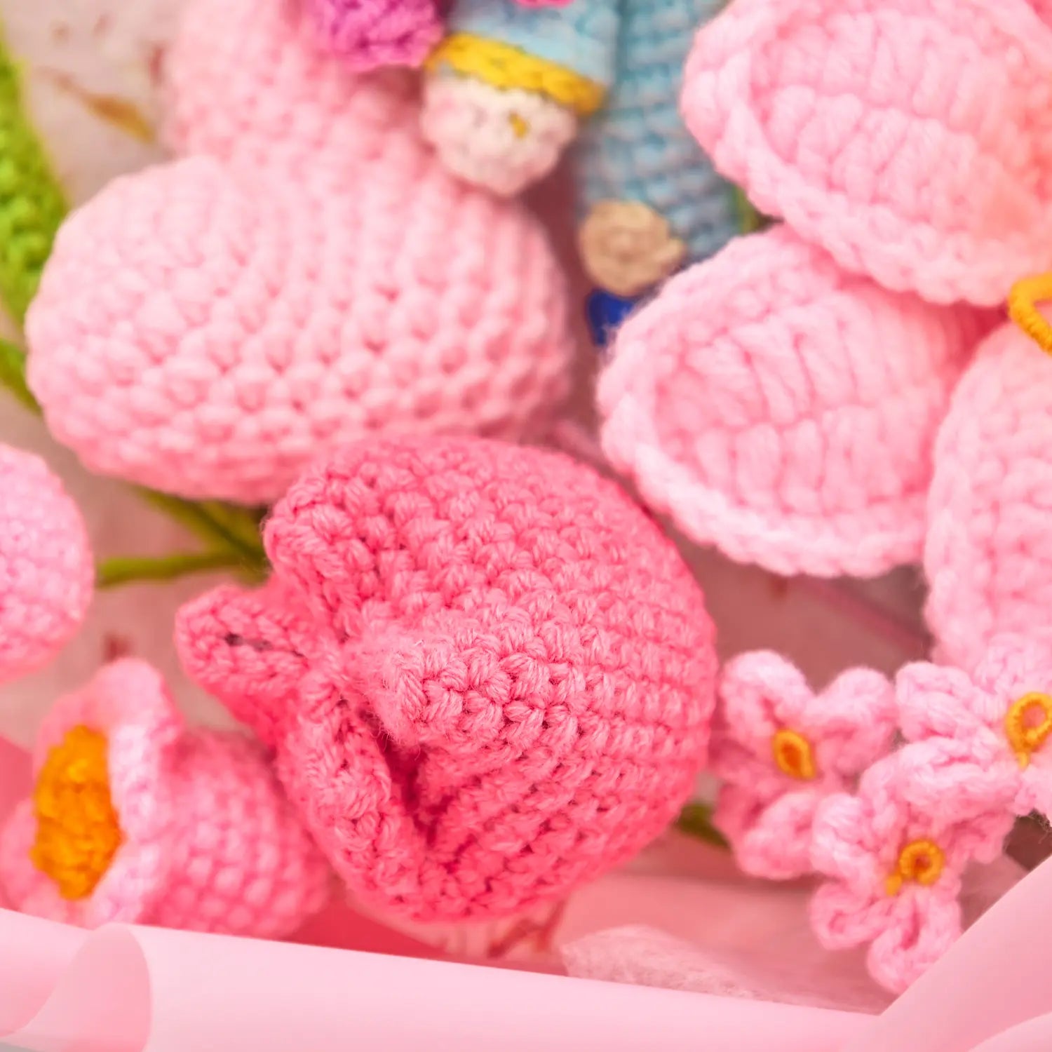 YSHomy Cute Crochet Flower Bouquet with Little Pony