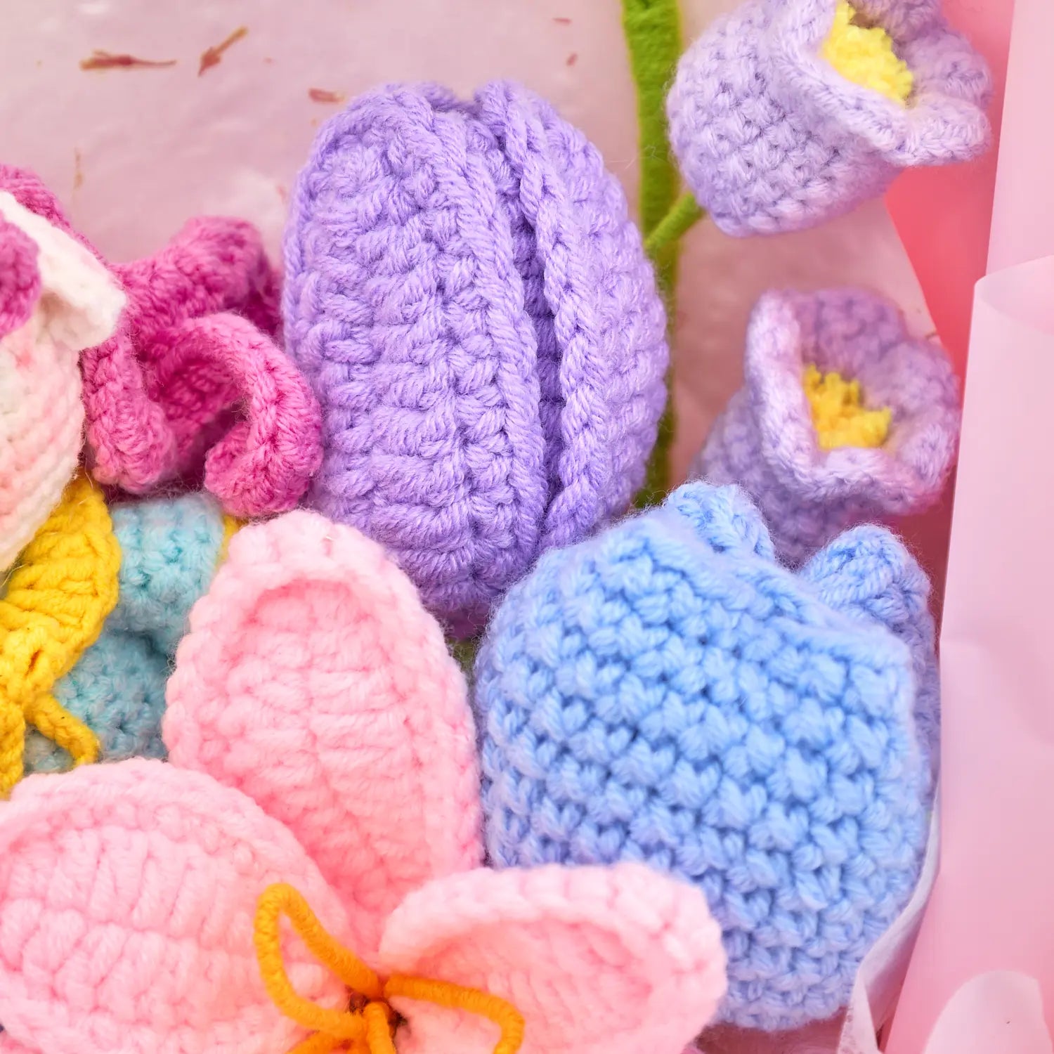 YSHomy Cute Crochet Flower Bouquet with Little Pony