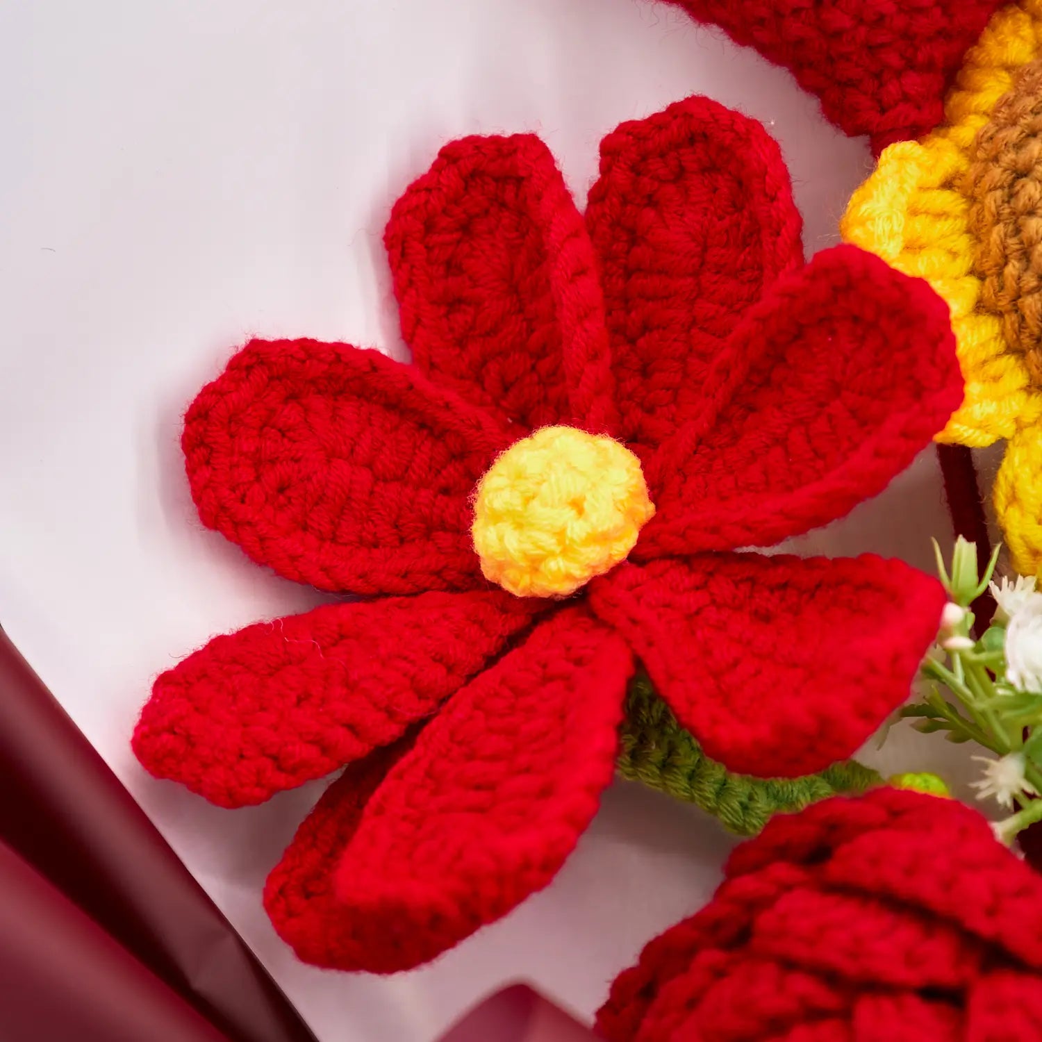 YSHomy Red Crochet Rose Sunflower Bouquet