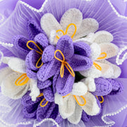 Ramo de tulipanes de ganchillo YSHomy morados y blancos