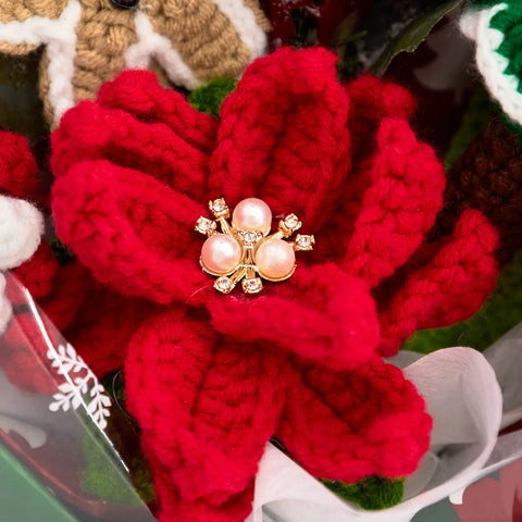 YSHomy Red & Green Crochet Christmas Bouquet