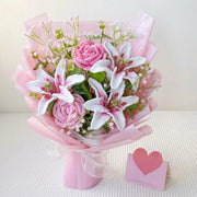 YSHomy Pink Crochet Lily & Rose Bouquet
