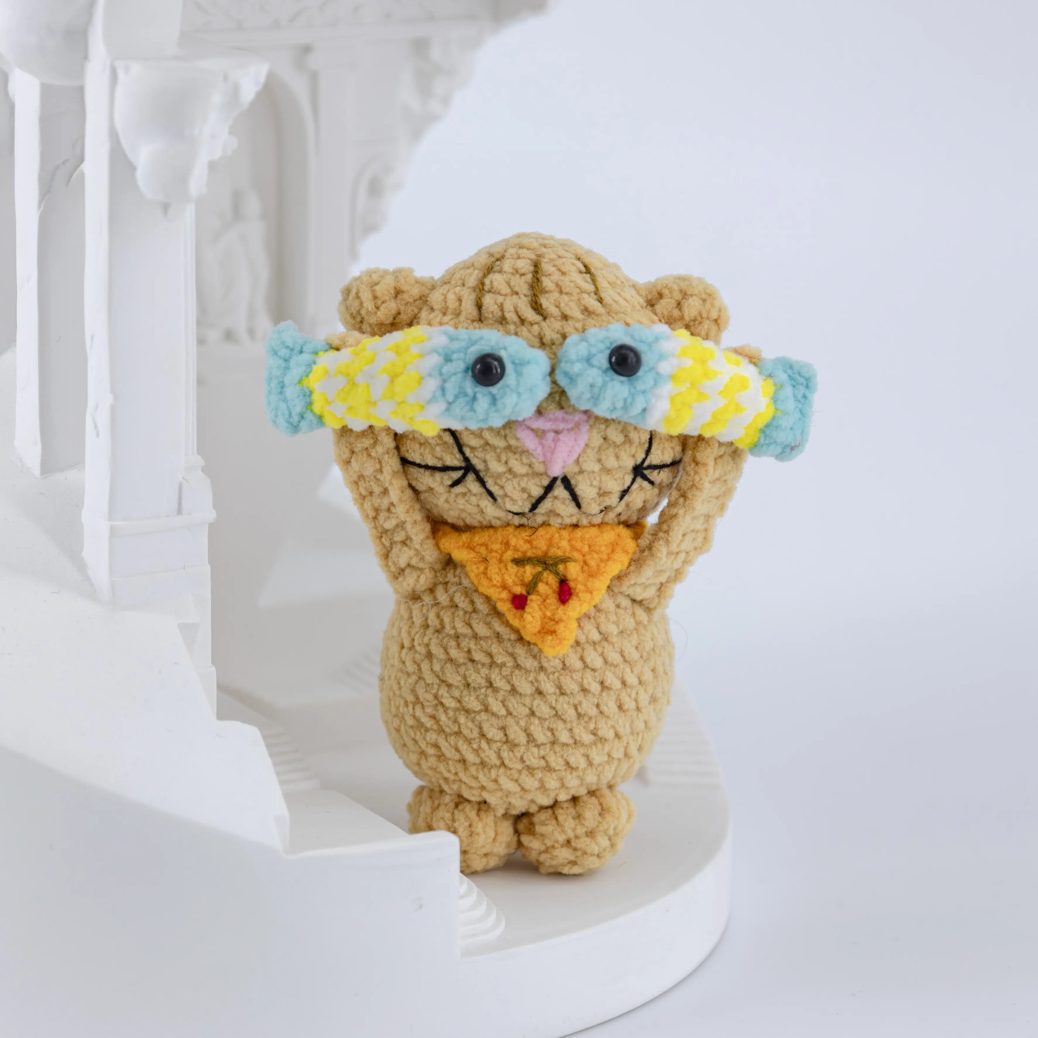 YSHomy Crochet Cute Cat & Fish Doll for Desk Decor