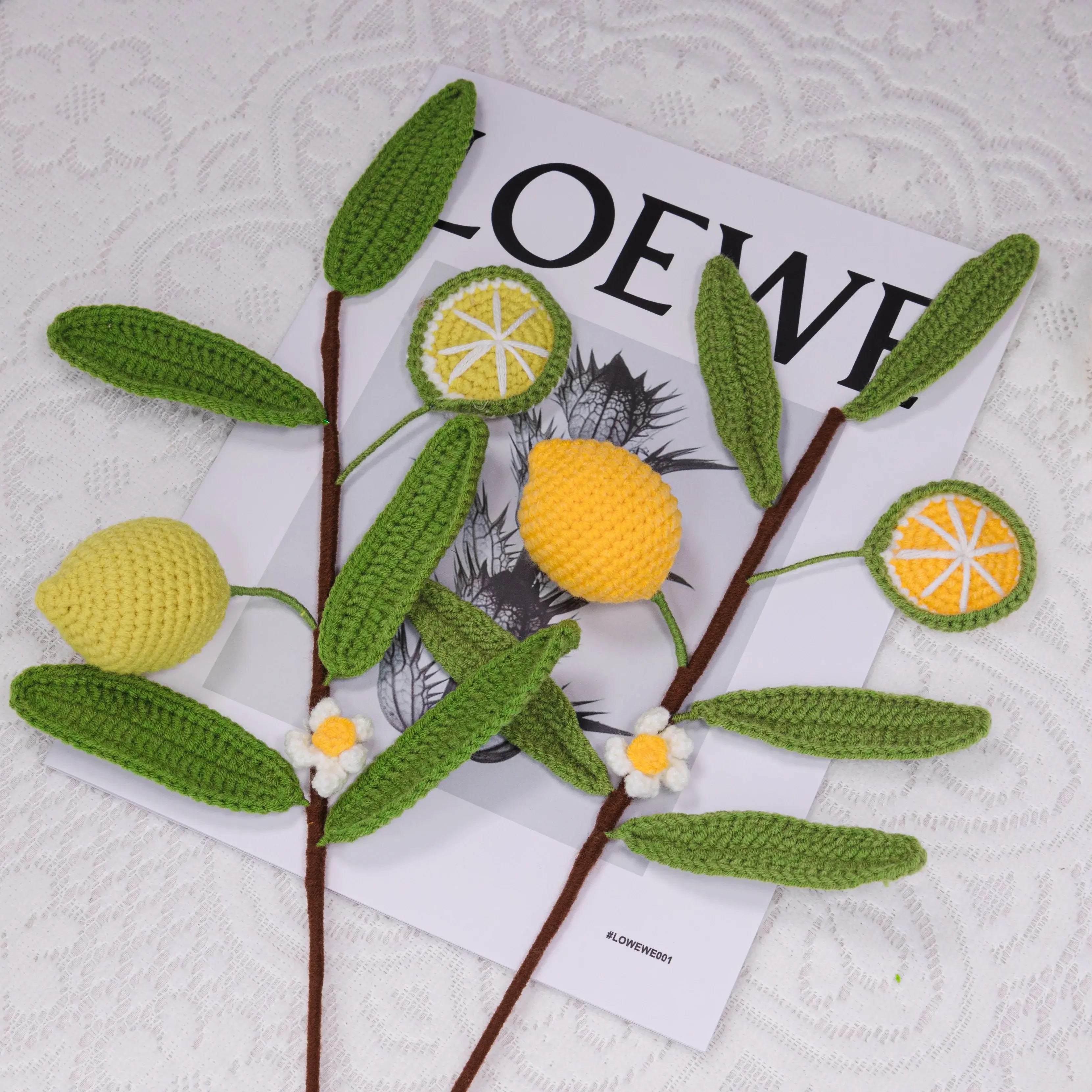 Fleurs au crochet, Citronnier au crochet, Fraise au crochet, Ensemble de 2, Cadeau de la Saint-Valentin, Cadeau au crochet, Cadeau pour elle, Plante au crochet