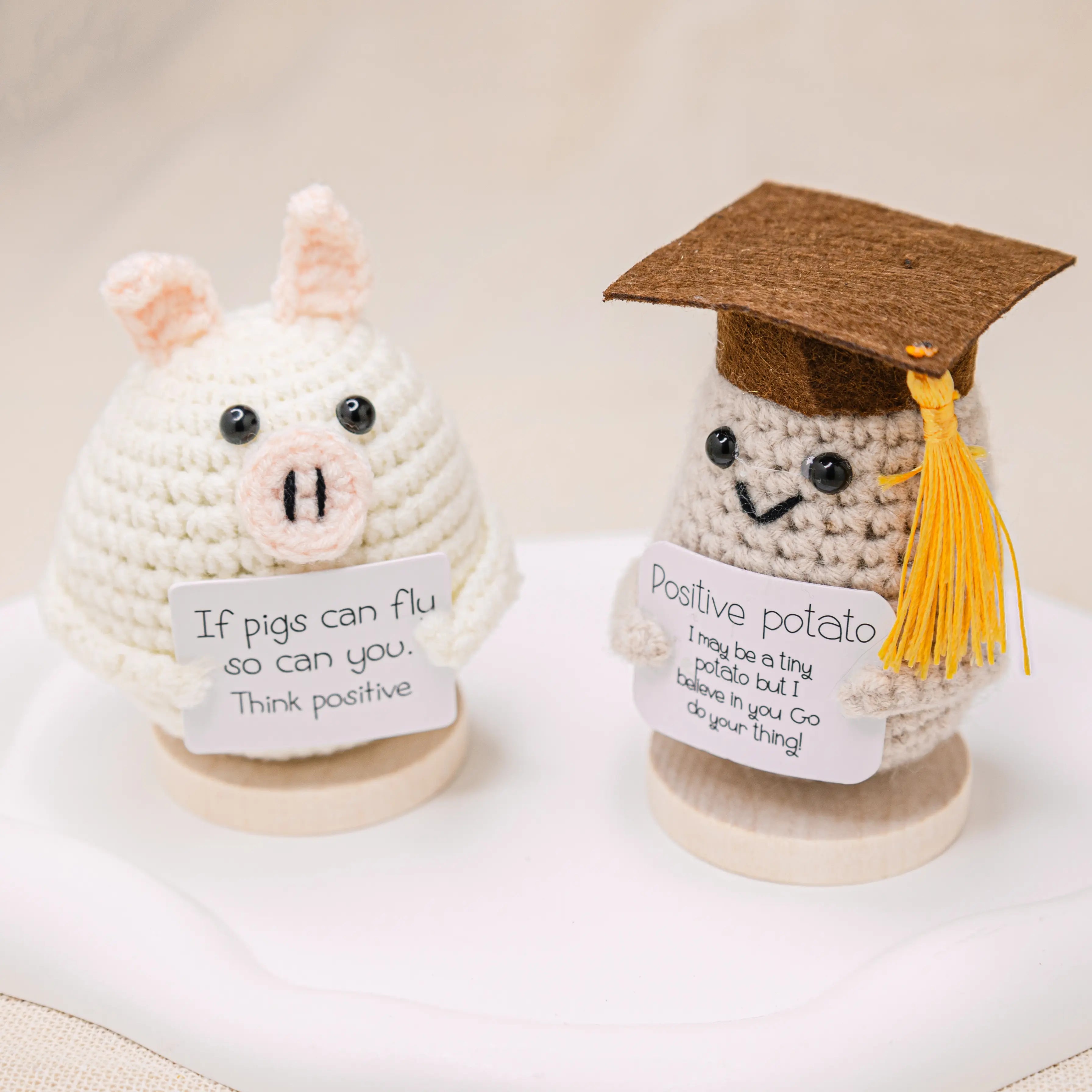 Pomme de terre positive, jouet au crochet de soutien émotionnel, pomme de terre positive au crochet mignon, décor de voiture, cadeau de soutien encourageant, décor de bureau au crochet
