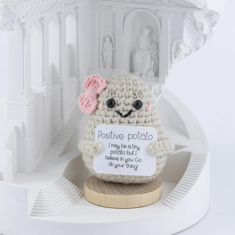Pomme de terre positive, jouet au crochet de soutien émotionnel, pomme de terre positive au crochet mignon, décor de voiture, cadeau de soutien encourageant, décor de bureau au crochet