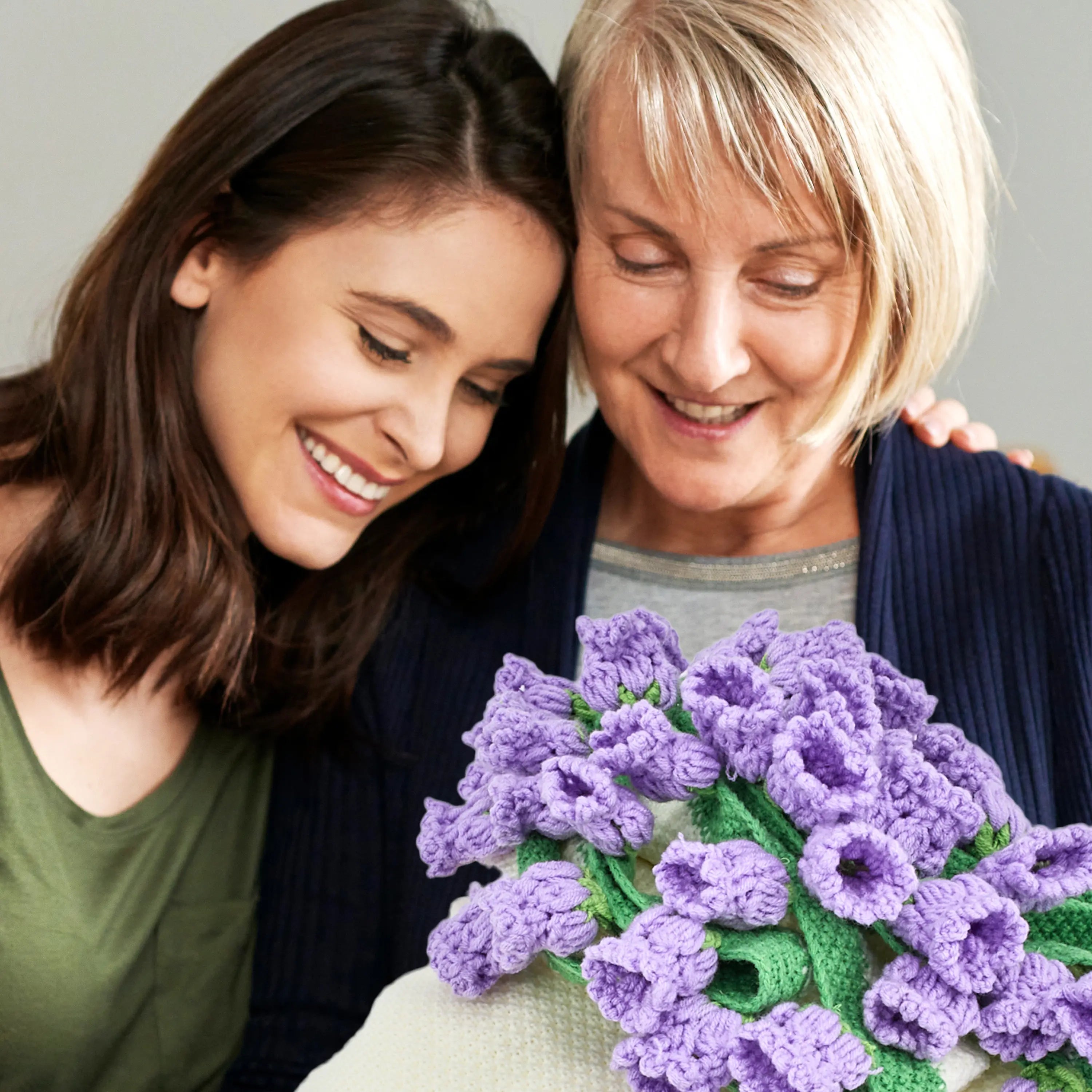 YSHomy Cashmere Crochet Flower Bouquet Blanket-Purple Flowers