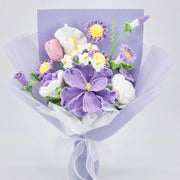 Häkelstrauß von Eustoma, Morgenruhm, Rose und Tulpe
