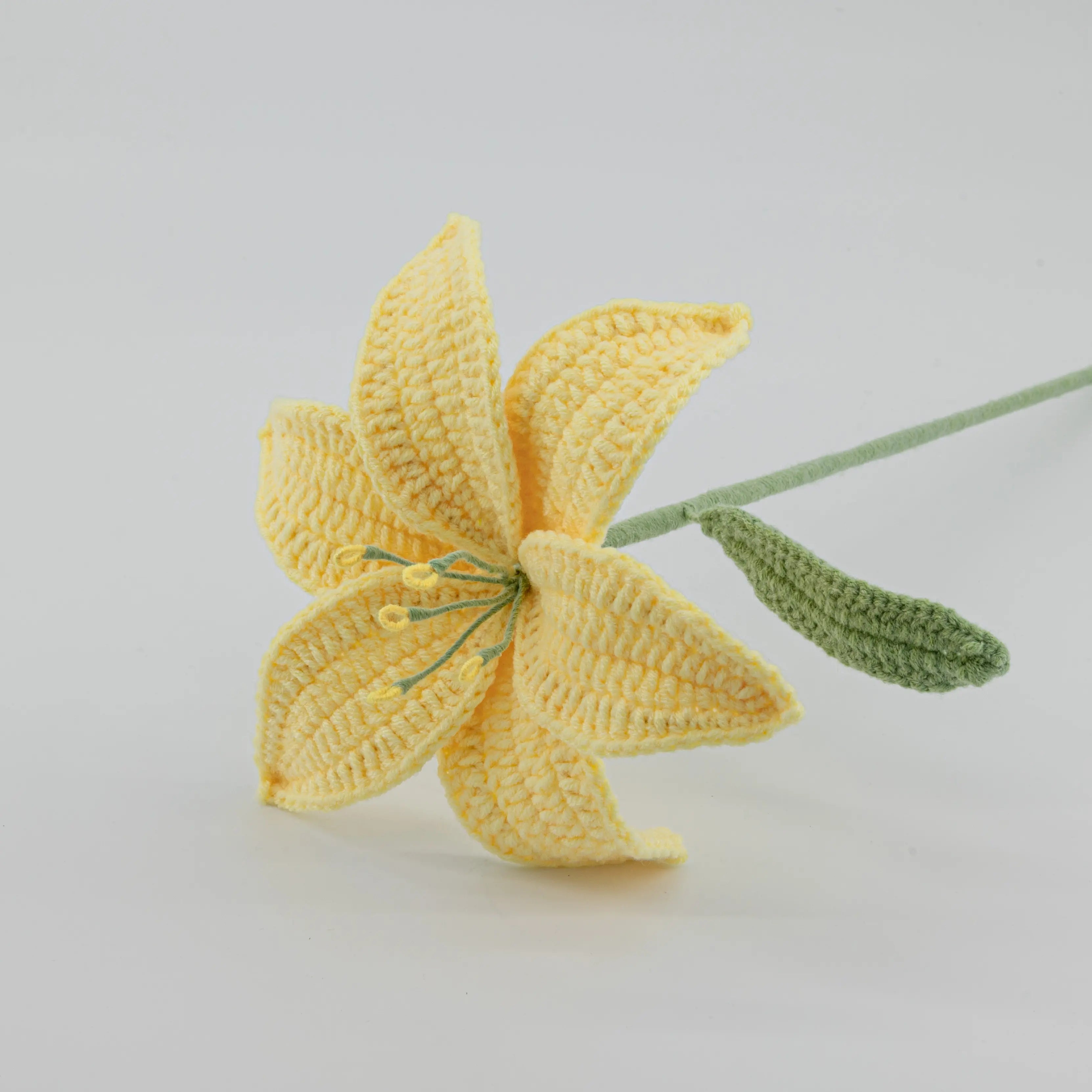 YSHomy Crochet Flowers of Lily (Set of 3)