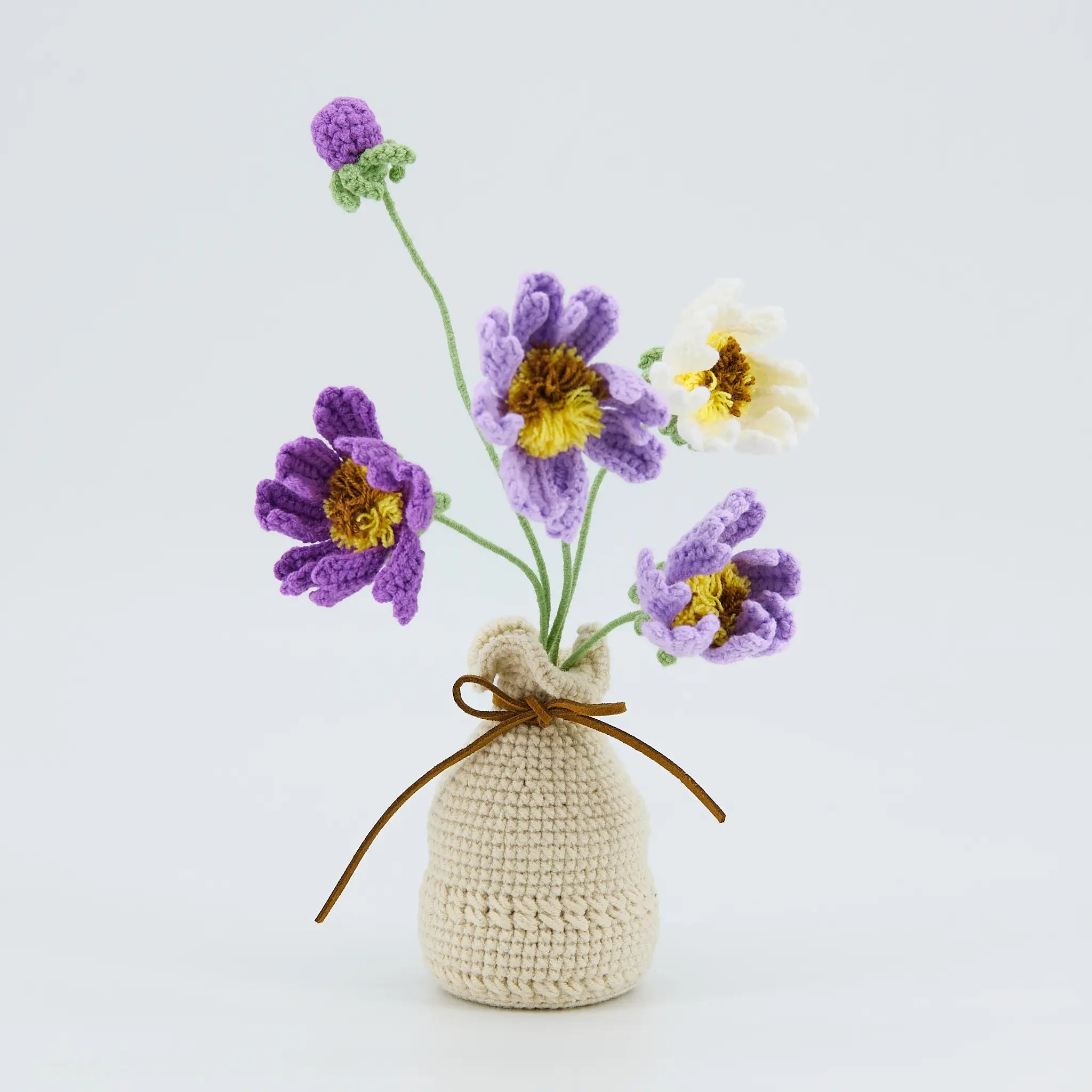 YSHomy Handmade Crochet Flowers in Crochet Vase for Desk Decor