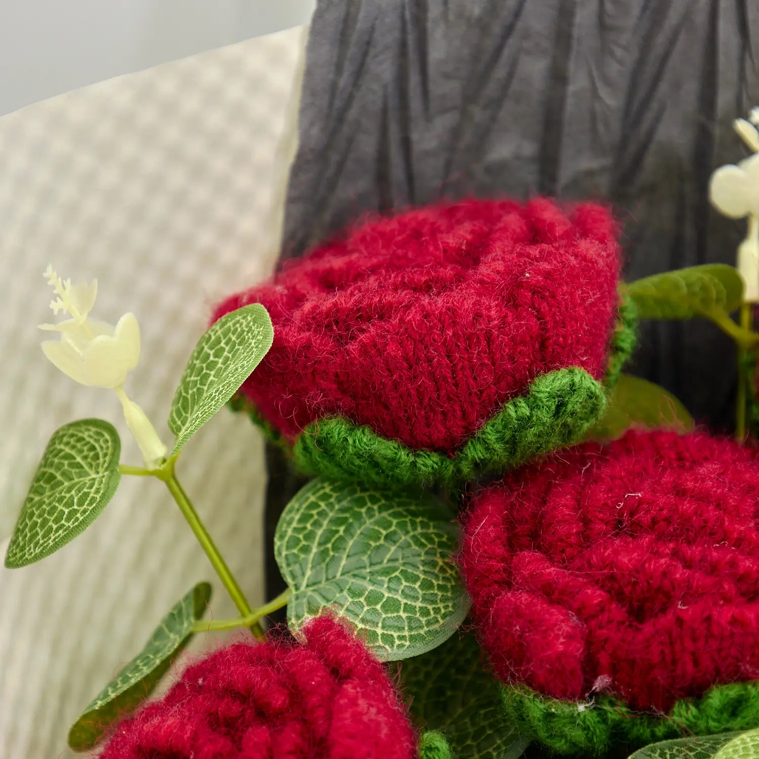 YSHomy Crochet Red Rose Bouquet with Black & White Wrapping